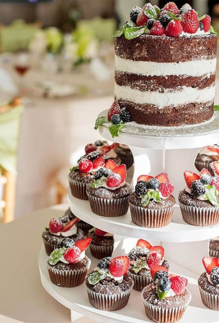 Свадебный торт из кап-кейков