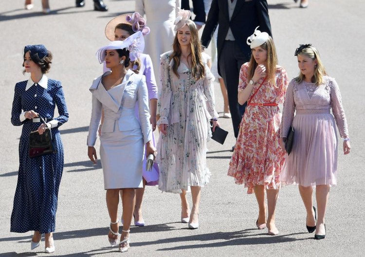 Все женщины на королевских свадьбах обязательно надевают шляпки