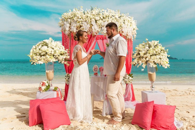 Свадьба в коралловом цвете