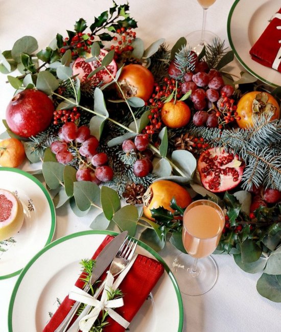 Зимние фрукты и ягоды в свадебном декоре