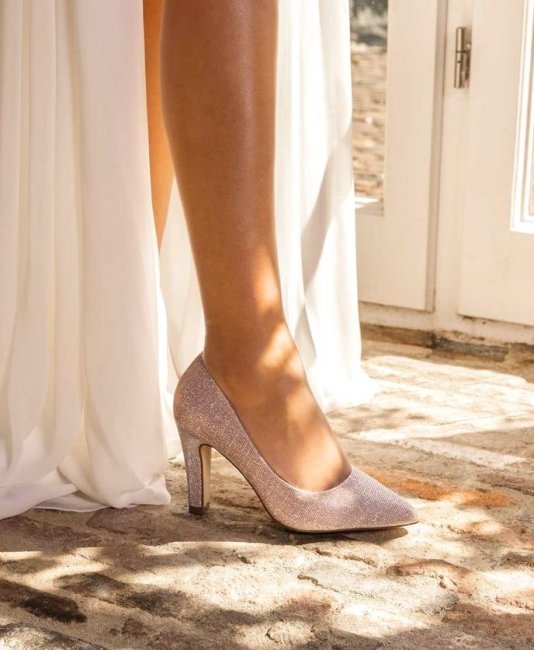 Блестящие свадебные туфли 2024