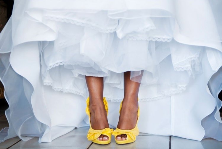 Туфли невесты в лимонном стиле