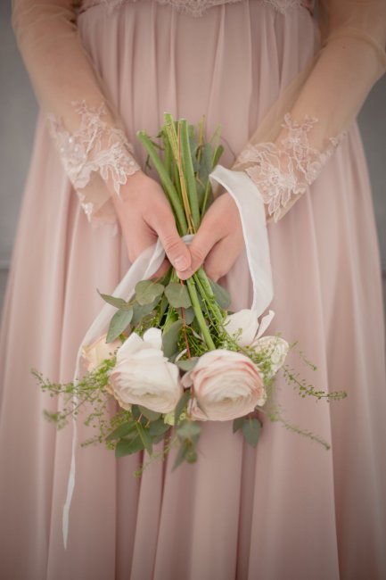 Платье невесты в цвете пыльная роза