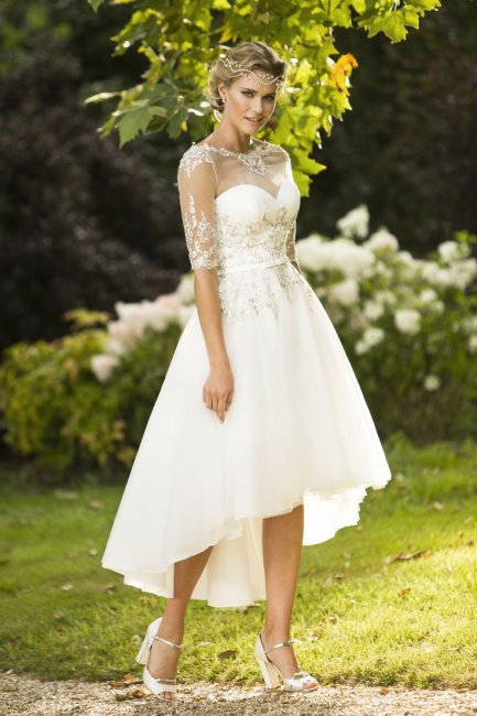 Очаровательное летнее свадебное платье