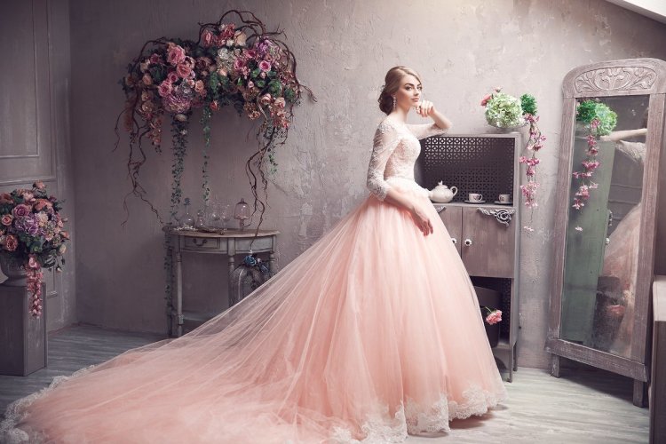 Свадебные приметы с розовым платьем