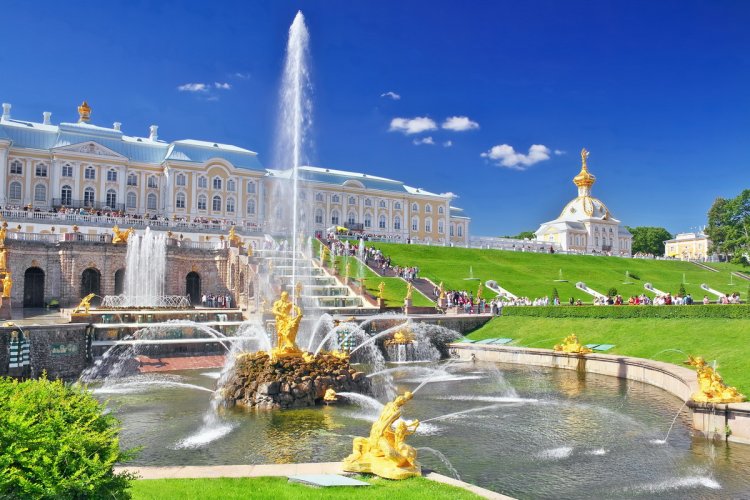Медовый месяц в Санкт-Петербурге