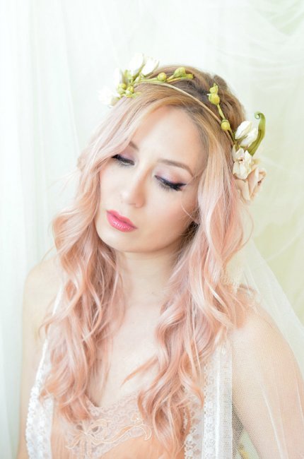 Цветные волосы на свадьбу