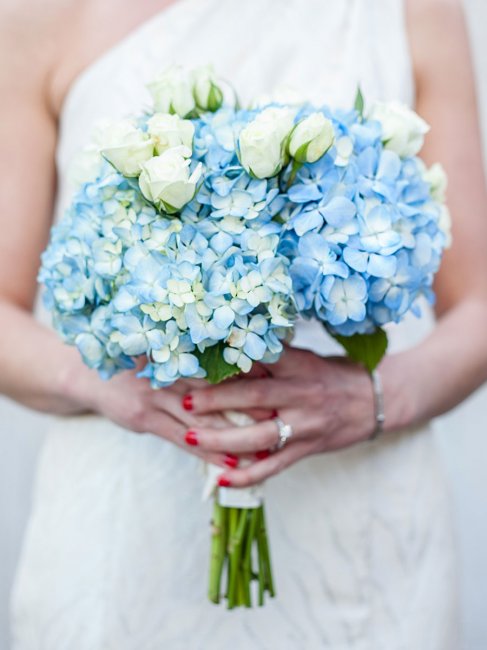 Букет невесты в голубых оттенках