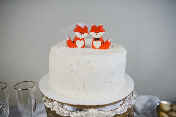 Топпер на свадебный торт