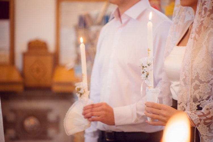 Сколько стоит венчание в храме