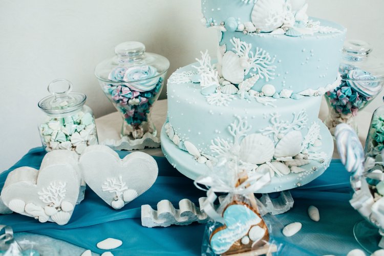 Свадебный торт в морском стиле
