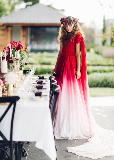 Свадебный образ в красном цвете
