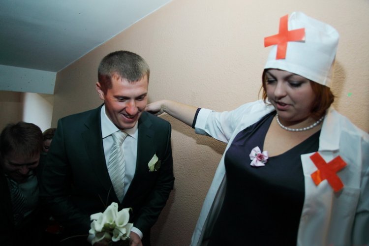 Медицинский выкуп невесты