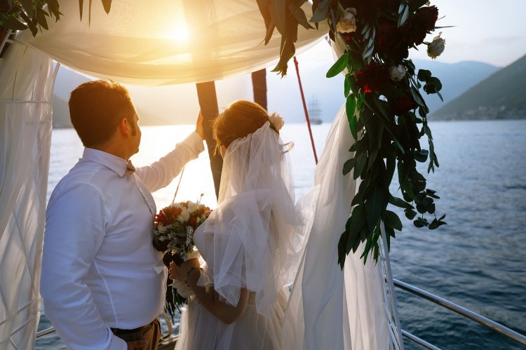 Красивая свадьба на яхте