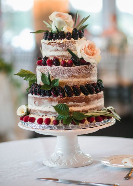 Фруктовые пироги для свадьбы в стиле кэжуал
