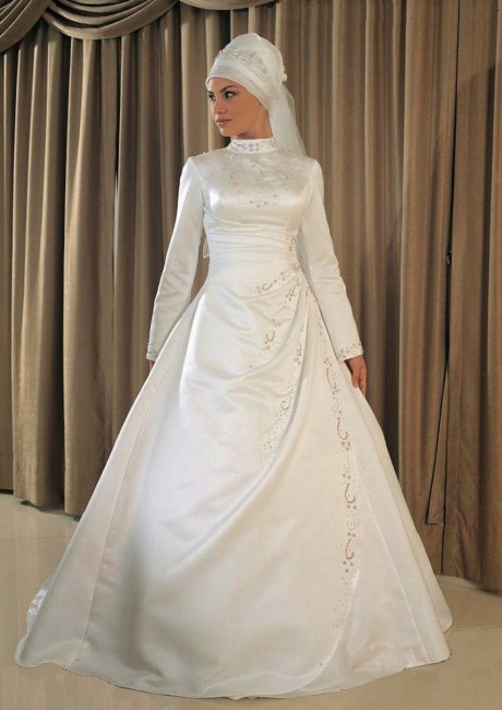 Пышное платье арабской невесты