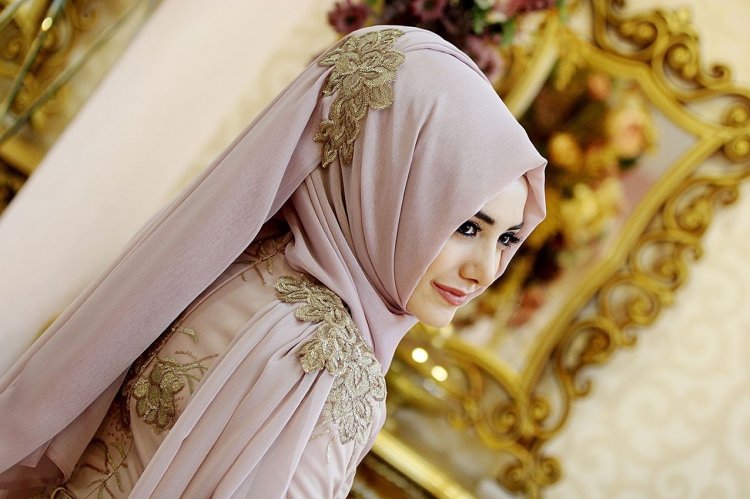Свадебный хиджаб с вышивко