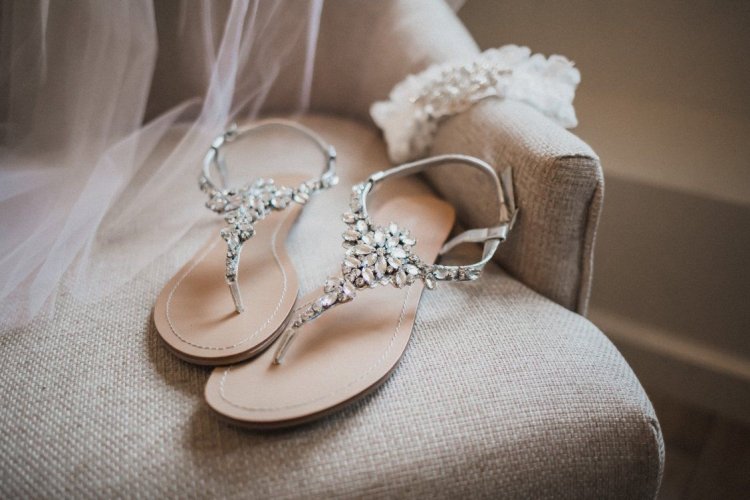 Свадебные сандалии
