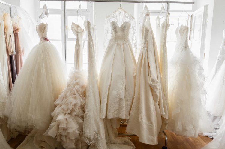 Аренда свадебных платьев