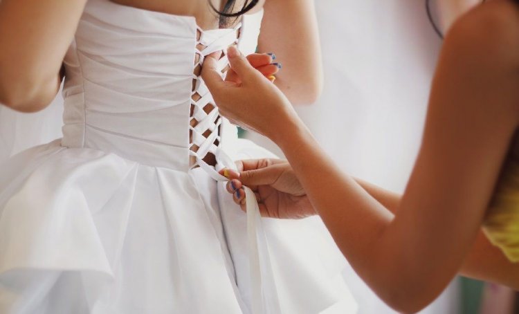 Неудобное свадебное платье