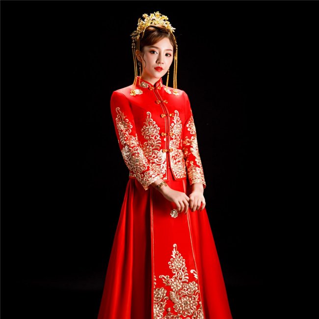 Красивое стильное платье в китайском стиле