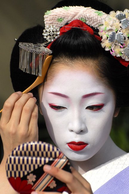 Традиционный макияж японской невесты