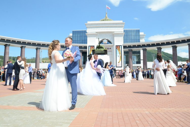 Масштабная свадьба в России