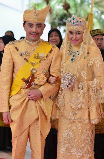 Свадебное платье принцессы Брунея Даянгку Болкиах