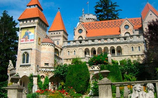 Замок вечной любви в Венгрии