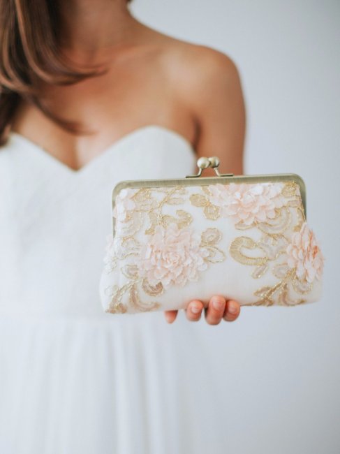 Дизайнерская сумочка для невесты