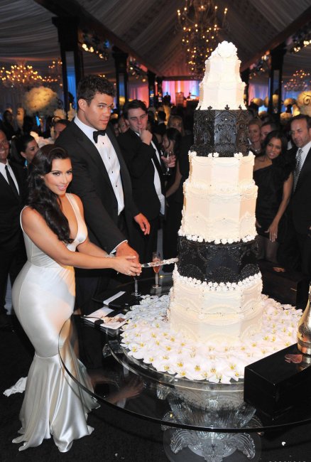 Свадебный торт Ким Кардашьян и Криса Хамфриса