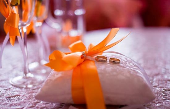 Сочный ракурс оранжевой свадьбы
