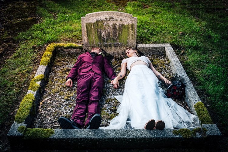 Свадьба в стиле похорон