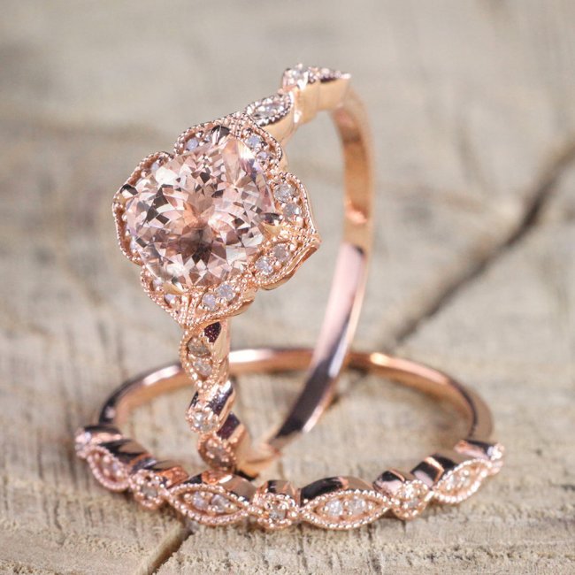 Свадебные кольца из розового золота