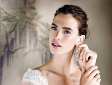 Прочитать статью: Как сэкономить на свадебных украшениях: советы для невесты
