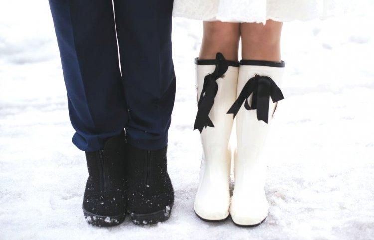 Зимняя свадебная обувь