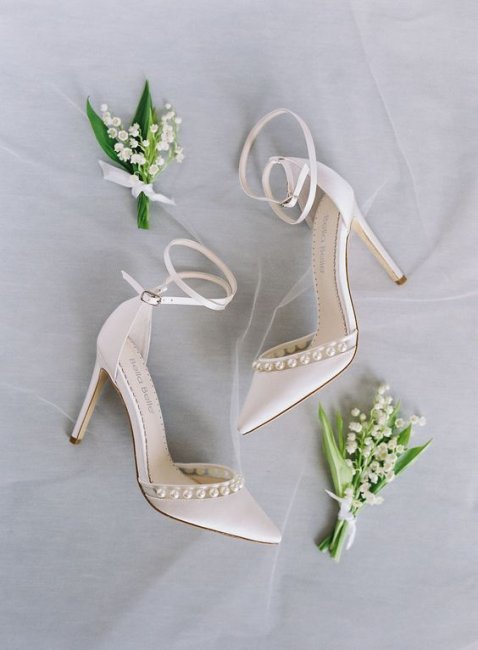 Модные туфли на свадьбу 2023 с жемчугом