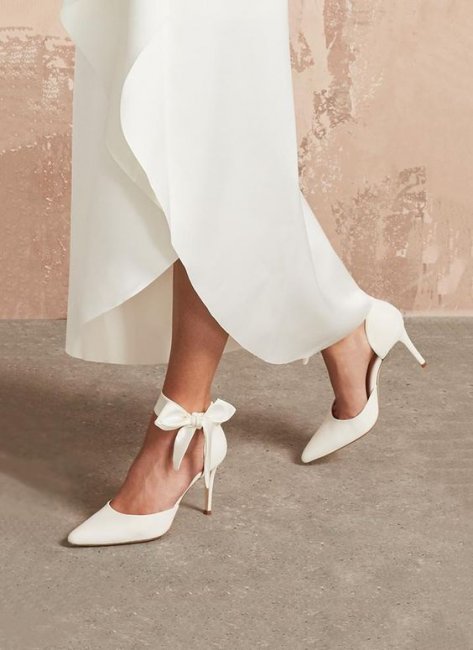 Модные туфли на свадьбу 2023 с бантами