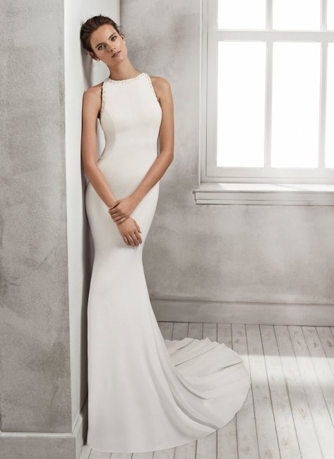 Фасон свадебного платья в стиле минимализм