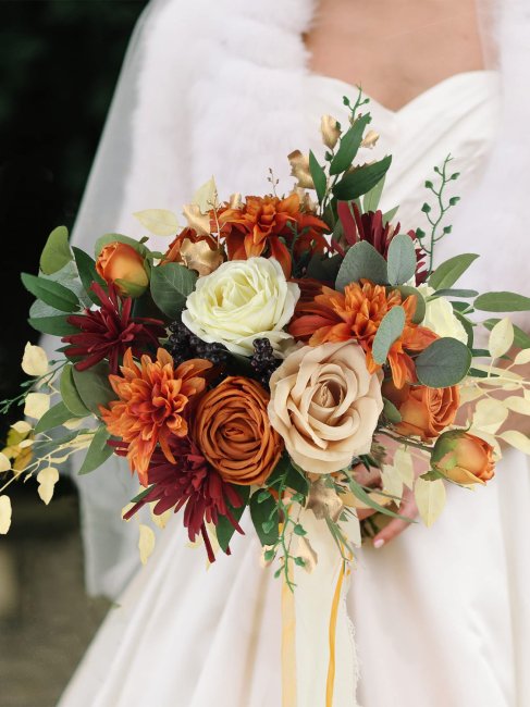 Осенние букеты невесты из шелковых или бархатных цветов