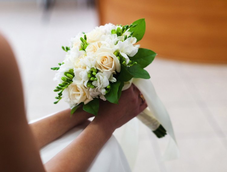 Простой свадебный букет для невесты