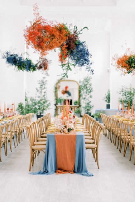 Подвесные инсталляции на свадьбе из сухоцветов