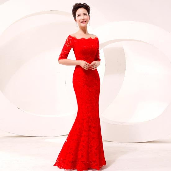 Кружевное красное платье