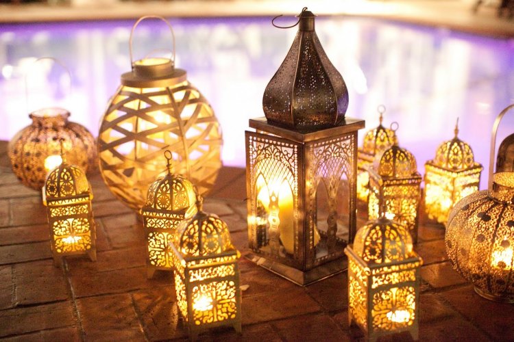 Разнообразные лампы для украшения свадьбы