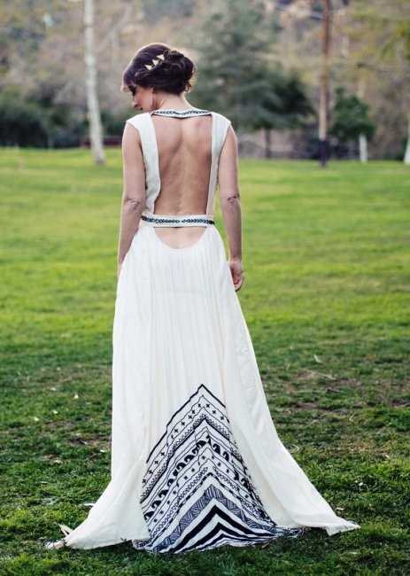 Геометрическое платье невесты