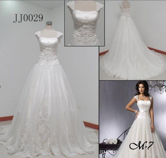 Свадебное платье-аналог, розничная стоимость – 600USD, оптовая стоимость – 257-312USD, в зависимости