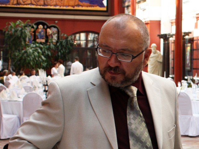 Ведущий, певец, музыкант на свадьбу Александр Илизаров