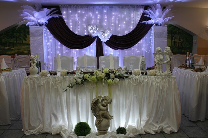 Украшение свадебного зала в шоколадном цвете