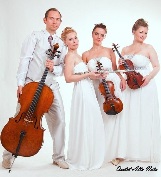 Струнный квартет с флейтой или Струнный квартет на свадьбу и выездную регистрацию в Санкт-Петербурге
