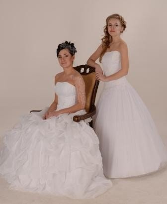 Салон свадебной и вечерней моды ТРИУМФ предоставляет нашим клиентам 40% скидку на услуги стилиста, п